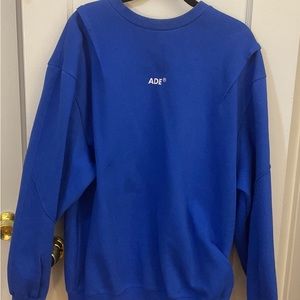 Blue sweatshirt for women
